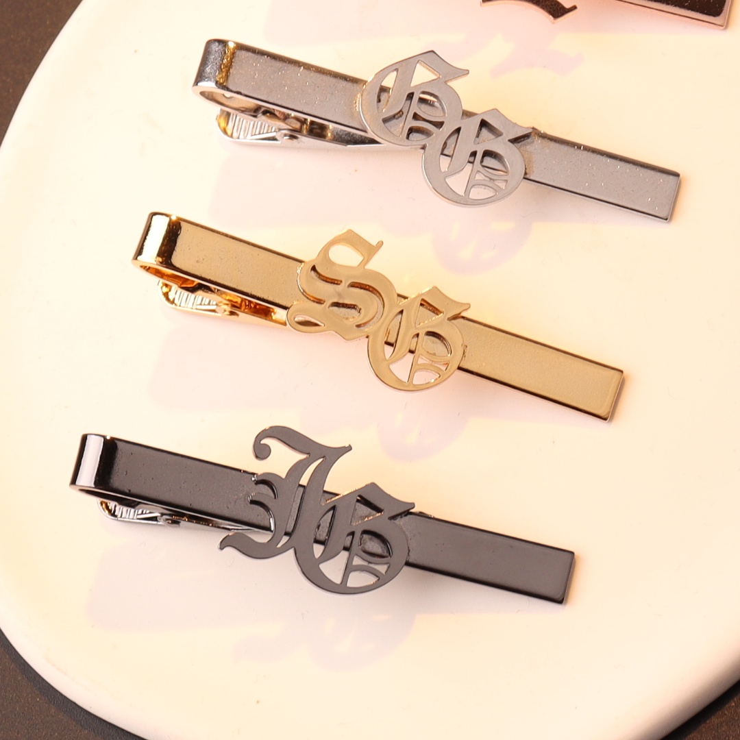 Klip dasi inisial nama kustom  - Tie Bar Clip ulasan dan harga